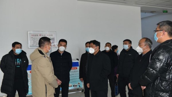 市交通运输局党组书记、局长王晓东节后上班第一天检查指导春运工作