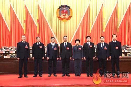 市政协六届一次会议举行第三次全体会议　楚耀华当选市六届政协主席