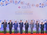 李克强出席第25次中国－东盟领导人会议